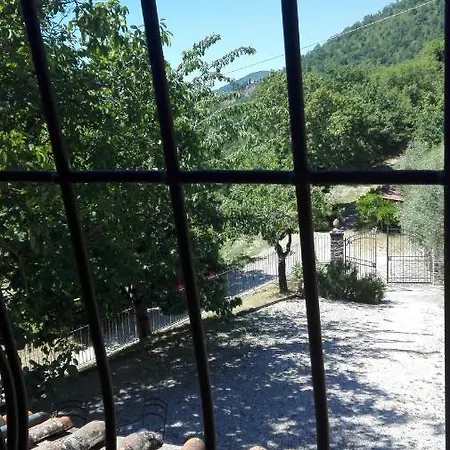 Casina Di Vicchio Apartment